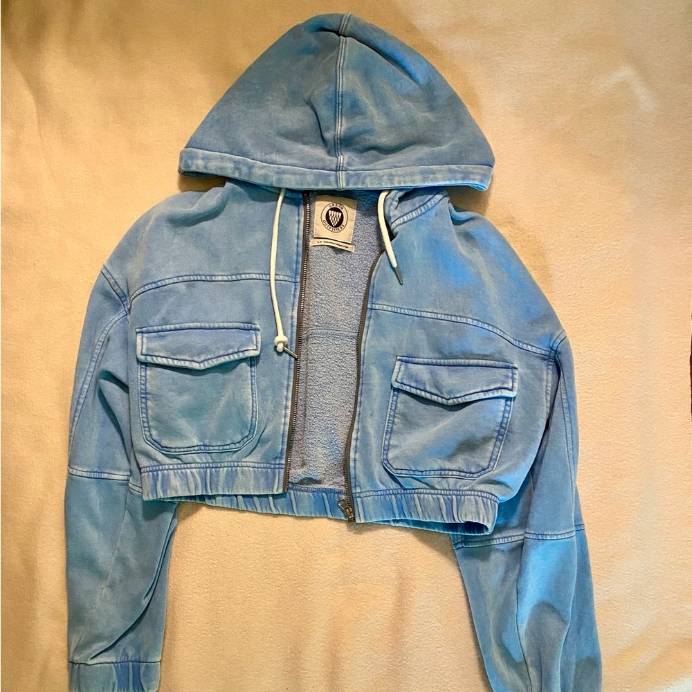 urban outfitters cropped hoodie